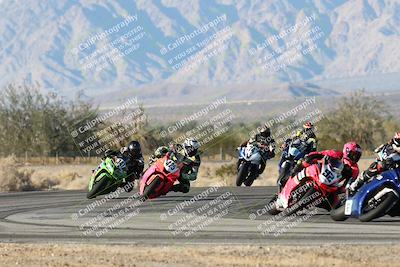 media/Dec-07-2025-CVMA (Sun) [[3e7d2de5dc]]/Race 16-Formula Middleweight/